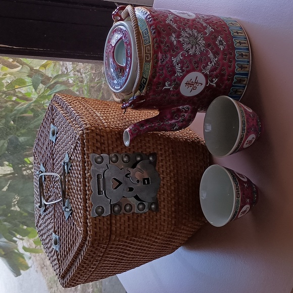 Chinese Famille Tea Set - Picture 13 of 14